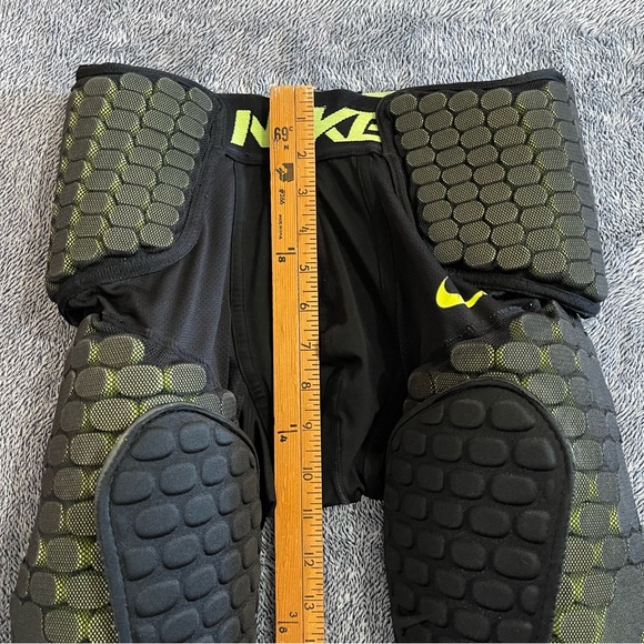 Nike Pro Combat Girdle Mens Med Black Green Hyperstrong Football Pad Hardplate - Picture 10 of 13